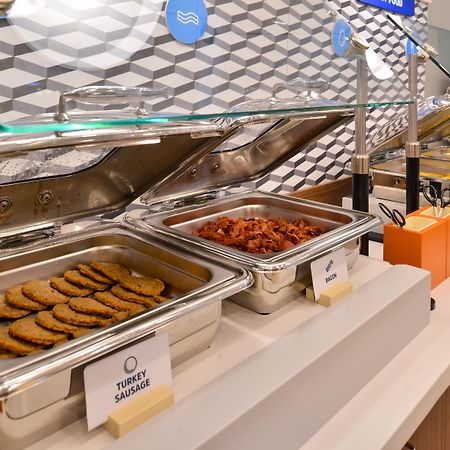 Holiday Inn Express Ontario By Ihg Creekside Luaran gambar